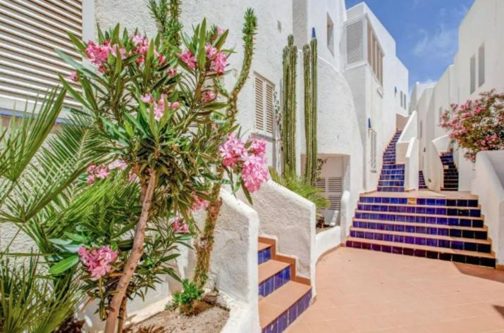 Apartment With Terrace And Parking La Isleta del Moro Eksteriør billede